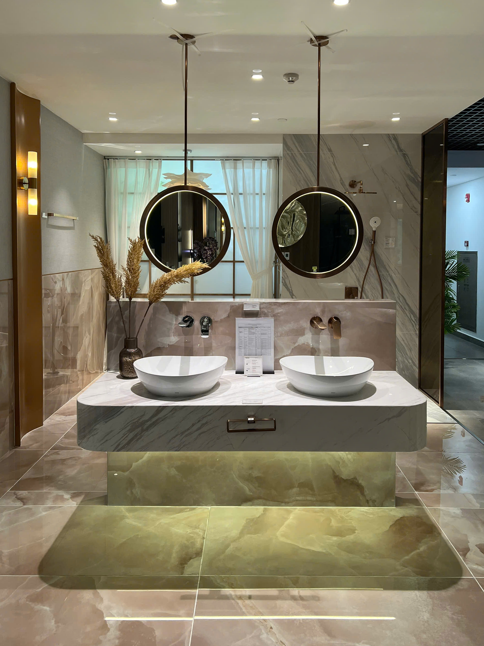 Không gian trưng bày Showroom Hà Nội 4